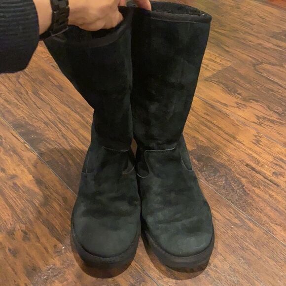 UGG AUSTRALIA: SUMNER BLACK BOOT size 7 . THE IDEAL ACCESSORY TO MINIMALIST GUC - Picture 2 of 9